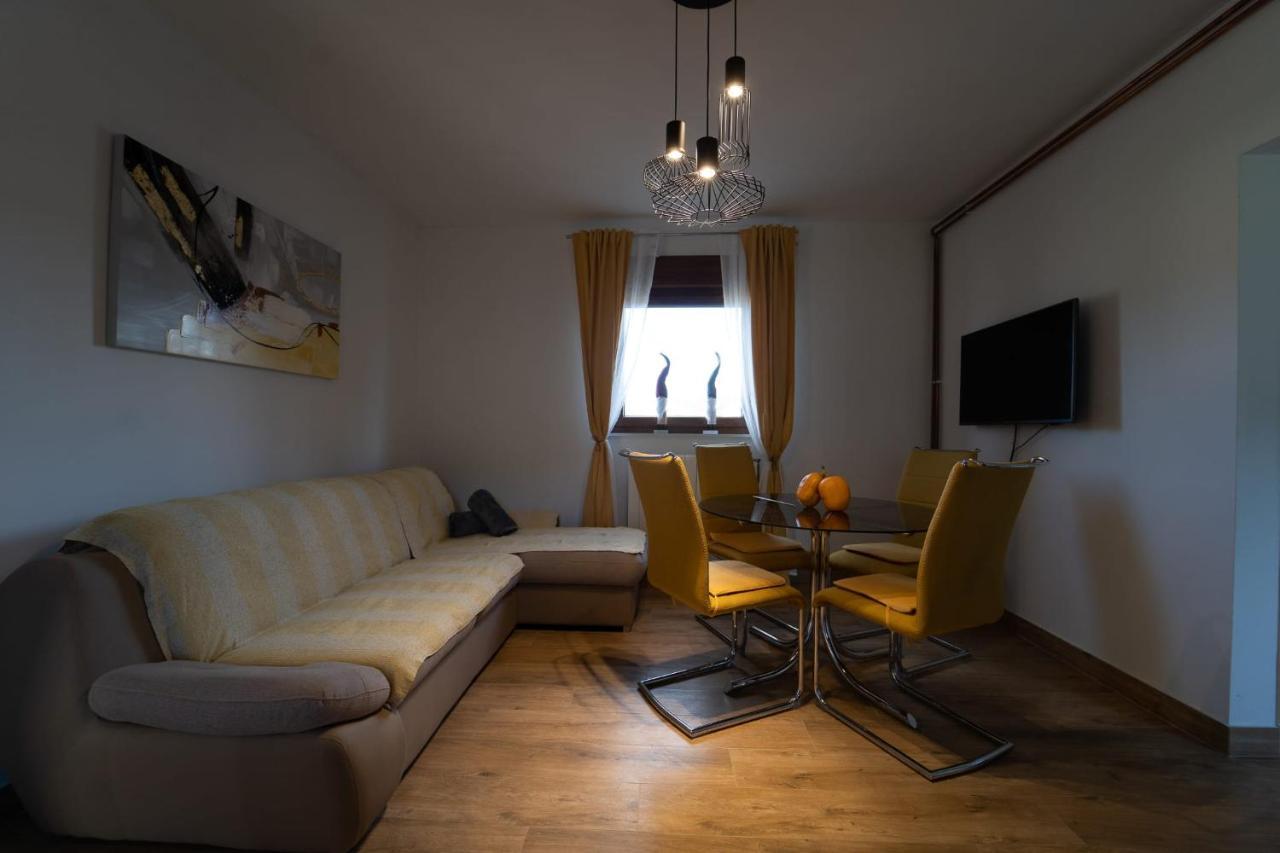 House Malkoc Apartment Saborsko Bagian luar foto